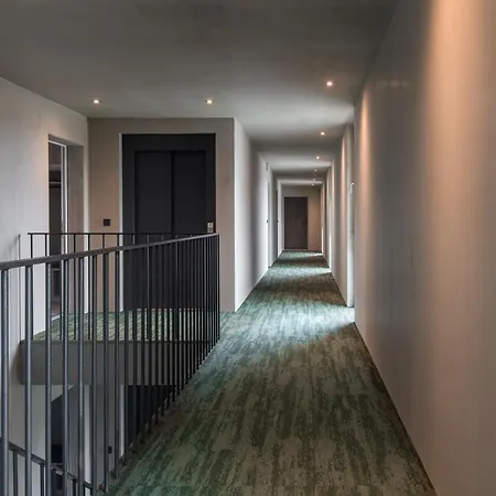 Livingreen Residences Апартаменты *